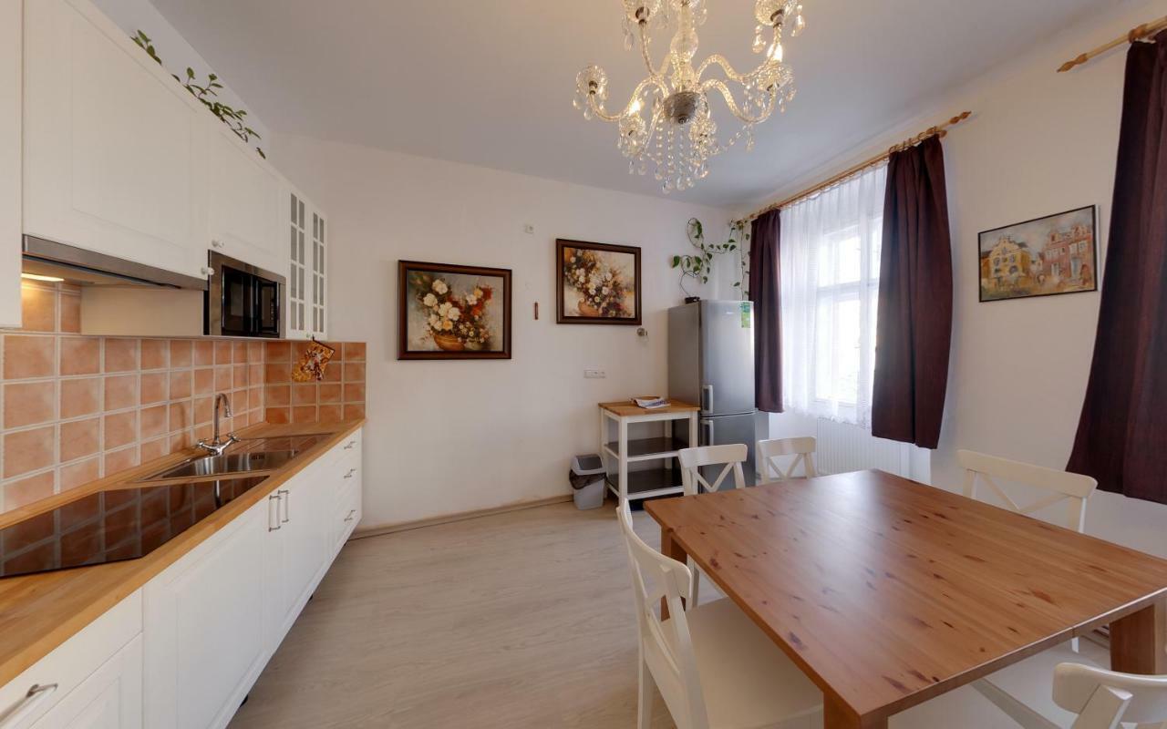 Apartmany Tábor Exterior photo